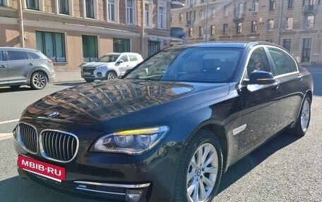 BMW 7 серия, 2014 год, 2 300 000 рублей, 2 фотография