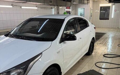 KIA Rio IV, 2018 год, 820 000 рублей, 2 фотография