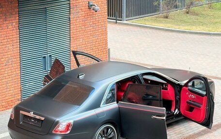 Rolls-Royce Ghost Series II рестайлинг, 2023 год, 33 900 000 рублей, 3 фотография