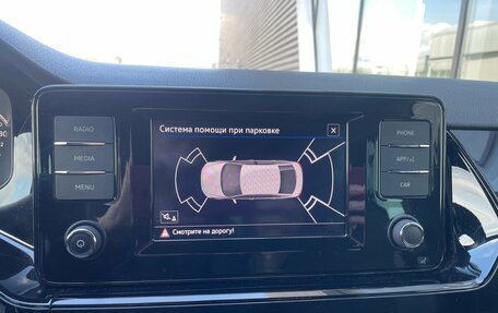 Volkswagen Polo VI (EU Market), 2022 год, 1 950 000 рублей, 23 фотография