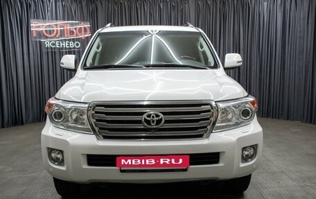 Toyota Land Cruiser 200, 2014 год, 5 298 000 рублей, 2 фотография