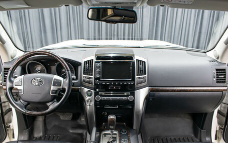 Toyota Land Cruiser 200, 2014 год, 5 298 000 рублей, 14 фотография