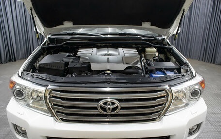 Toyota Land Cruiser 200, 2014 год, 5 298 000 рублей, 9 фотография
