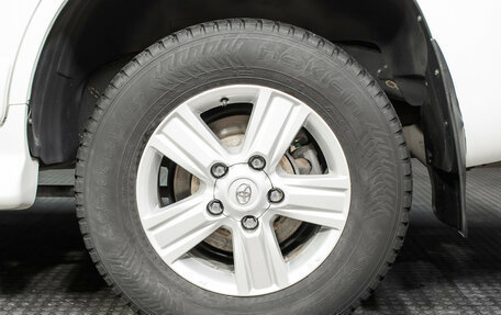 Toyota Land Cruiser 200, 2014 год, 5 298 000 рублей, 24 фотография