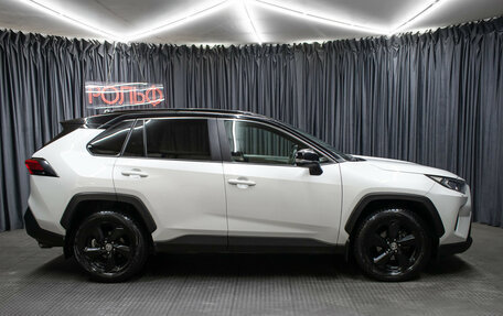 Toyota RAV4, 2021 год, 3 098 000 рублей, 4 фотография