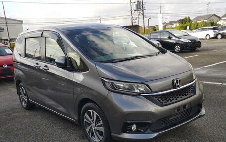 Honda Freed II, 2019 год, 1 900 000 рублей, 3 фотография