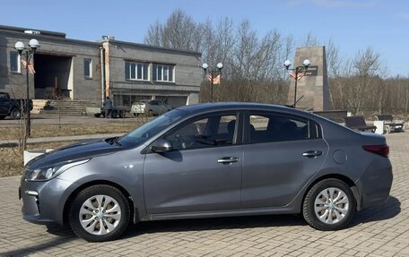 KIA Rio IV, 2018 год, 1 300 000 рублей, 3 фотография