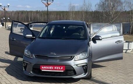 KIA Rio IV, 2018 год, 1 300 000 рублей, 13 фотография