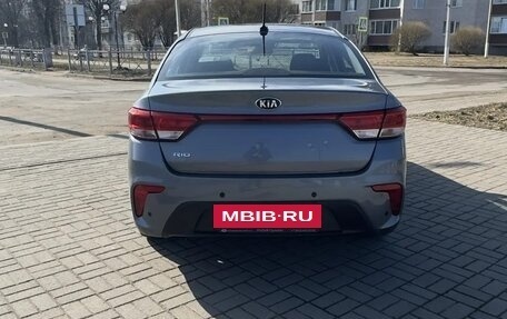 KIA Rio IV, 2018 год, 1 300 000 рублей, 2 фотография