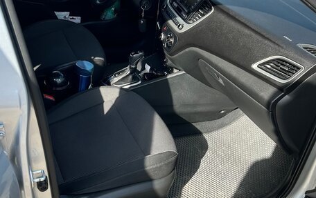 Hyundai Solaris II рестайлинг, 2017 год, 1 200 000 рублей, 14 фотография