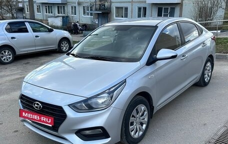 Hyundai Solaris II рестайлинг, 2017 год, 1 200 000 рублей, 8 фотография