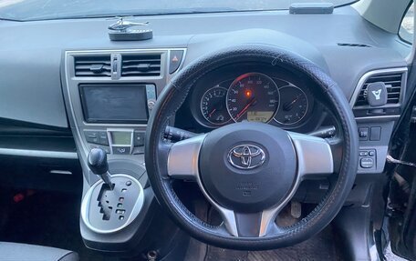 Toyota Ractis II, 2011 год, 915 000 рублей, 7 фотография