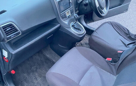 Toyota Ractis II, 2011 год, 915 000 рублей, 8 фотография