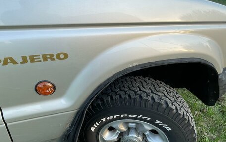 Mitsubishi Pajero III рестайлинг, 1999 год, 550 000 рублей, 26 фотография