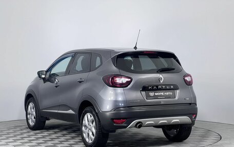 Renault Kaptur I рестайлинг, 2017 год, 1 350 000 рублей, 7 фотография