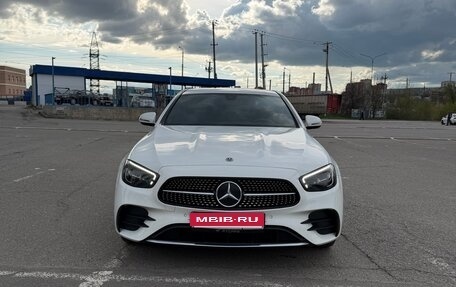 Mercedes-Benz E-Класс, 2020 год, 4 900 000 рублей, 1 фотография