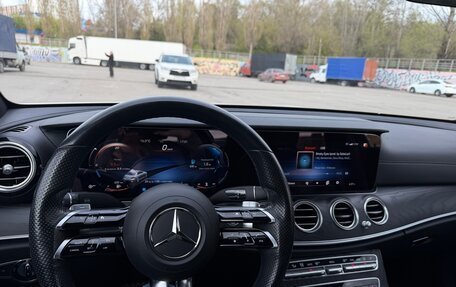 Mercedes-Benz E-Класс, 2020 год, 4 900 000 рублей, 7 фотография