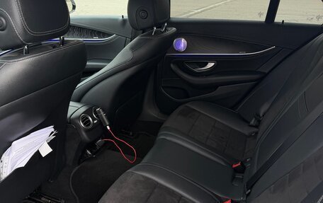 Mercedes-Benz E-Класс, 2020 год, 4 900 000 рублей, 8 фотография