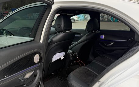 Mercedes-Benz E-Класс, 2020 год, 4 900 000 рублей, 9 фотография