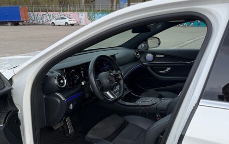 Mercedes-Benz E-Класс, 2020 год, 4 900 000 рублей, 10 фотография