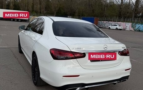 Mercedes-Benz E-Класс, 2020 год, 4 900 000 рублей, 4 фотография