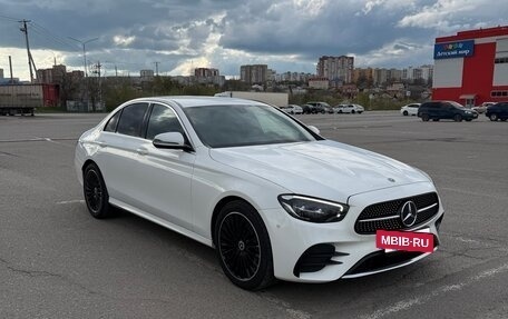 Mercedes-Benz E-Класс, 2020 год, 4 900 000 рублей, 11 фотография