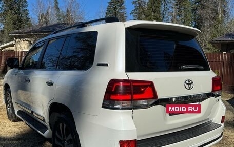 Toyota Land Cruiser 200, 2018 год, 7 999 999 рублей, 4 фотография