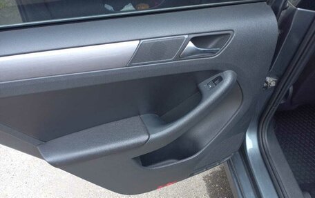 Volkswagen Jetta VI, 2011 год, 1 250 000 рублей, 8 фотография