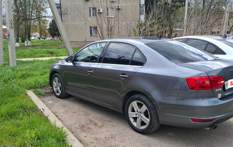 Volkswagen Jetta VI, 2011 год, 1 250 000 рублей, 27 фотография