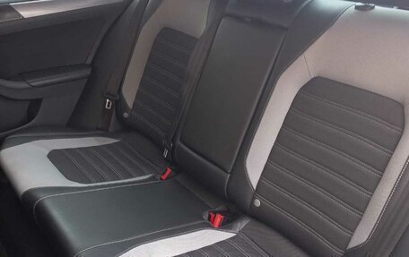 Volkswagen Jetta VI, 2011 год, 1 250 000 рублей, 25 фотография