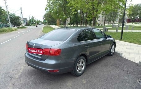 Volkswagen Jetta VI, 2011 год, 1 250 000 рублей, 20 фотография