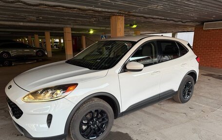 Ford Escape, 2020 год, 1 890 000 рублей, 4 фотография