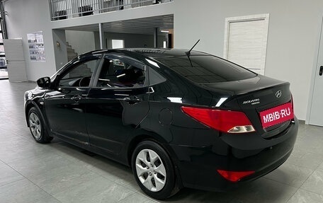 Hyundai Solaris II рестайлинг, 2016 год, 770 000 рублей, 3 фотография