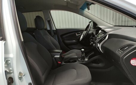 Hyundai ix35 I рестайлинг, 2010 год, 940 000 рублей, 9 фотография