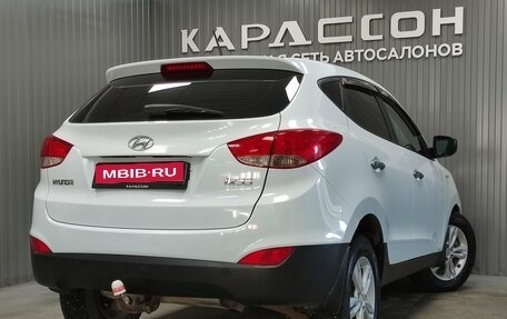 Hyundai ix35 I рестайлинг, 2010 год, 940 000 рублей, 2 фотография