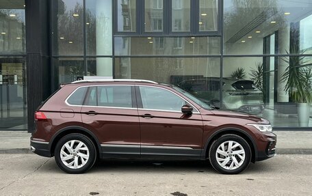 Volkswagen Tiguan II, 2021 год, 3 640 000 рублей, 4 фотография