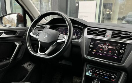 Volkswagen Tiguan II, 2021 год, 3 640 000 рублей, 21 фотография