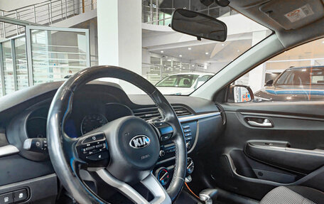 KIA Rio IV, 2018 год, 1 492 000 рублей, 20 фотография