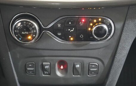 Renault Logan II, 2021 год, 1 229 000 рублей, 11 фотография