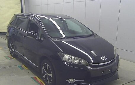 Toyota Wish II, 2012 год, 1 370 000 рублей, 1 фотография