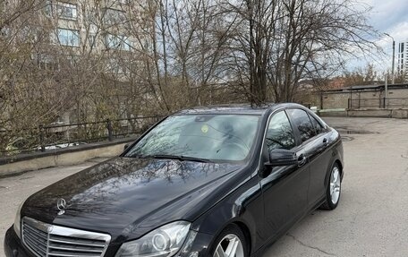 Mercedes-Benz C-Класс, 2012 год, 1 400 000 рублей, 1 фотография