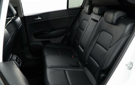 KIA Sportage IV рестайлинг, 2018 год, 1 999 999 рублей, 5 фотография