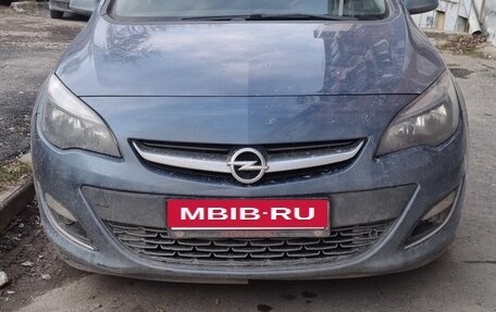 Opel Astra J, 2013 год, 870 000 рублей, 3 фотография