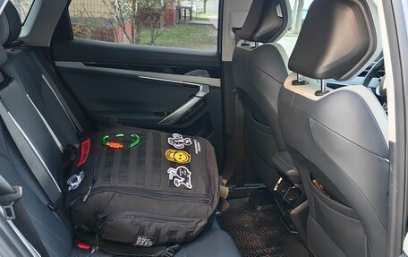 Geely Atlas, 2023 год, 2 780 000 рублей, 6 фотография