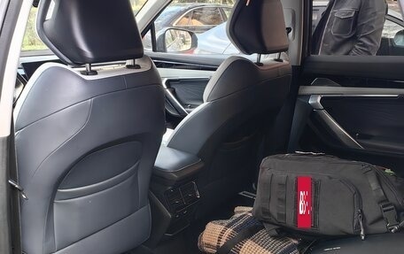 Geely Atlas, 2023 год, 2 780 000 рублей, 9 фотография