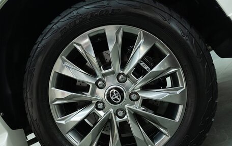 Toyota Land Cruiser 200, 2013 год, 5 100 000 рублей, 4 фотография