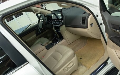 Toyota Land Cruiser 200, 2013 год, 5 100 000 рублей, 24 фотография