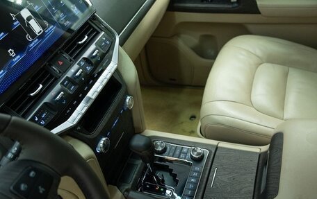 Toyota Land Cruiser 200, 2013 год, 5 100 000 рублей, 29 фотография