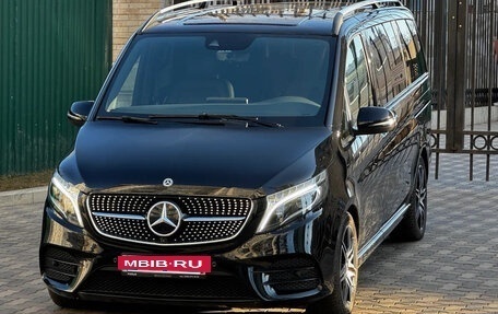 Mercedes-Benz V-Класс, 2022 год, 7 990 000 рублей, 18 фотография