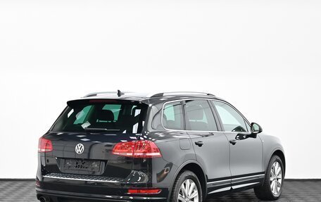 Volkswagen Touareg III, 2014 год, 2 499 000 рублей, 2 фотография